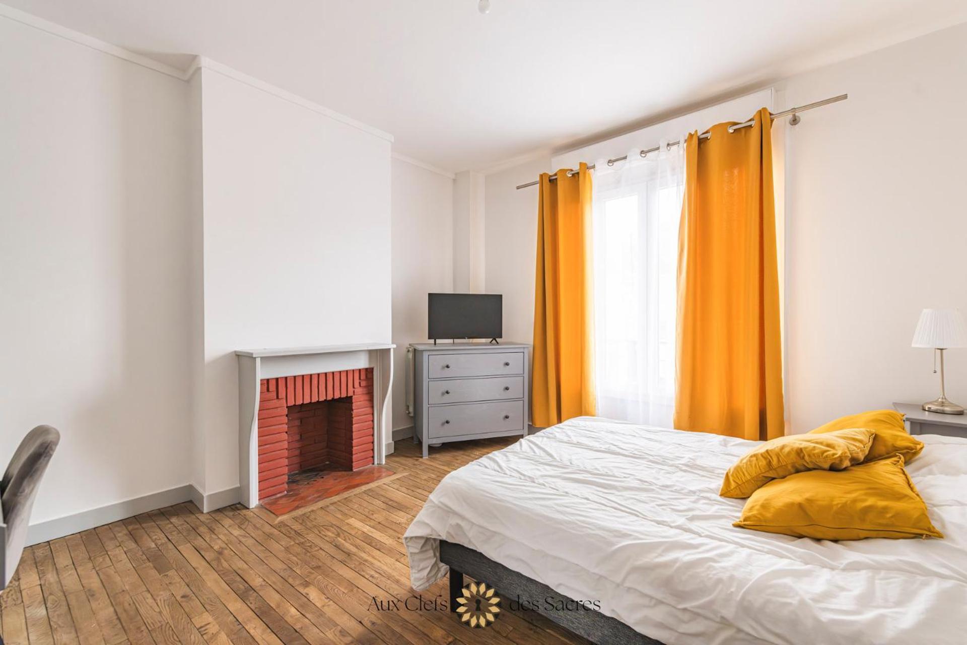 Maison De Ville Avec Cour Place Luton Ρενς Εξωτερικό φωτογραφία