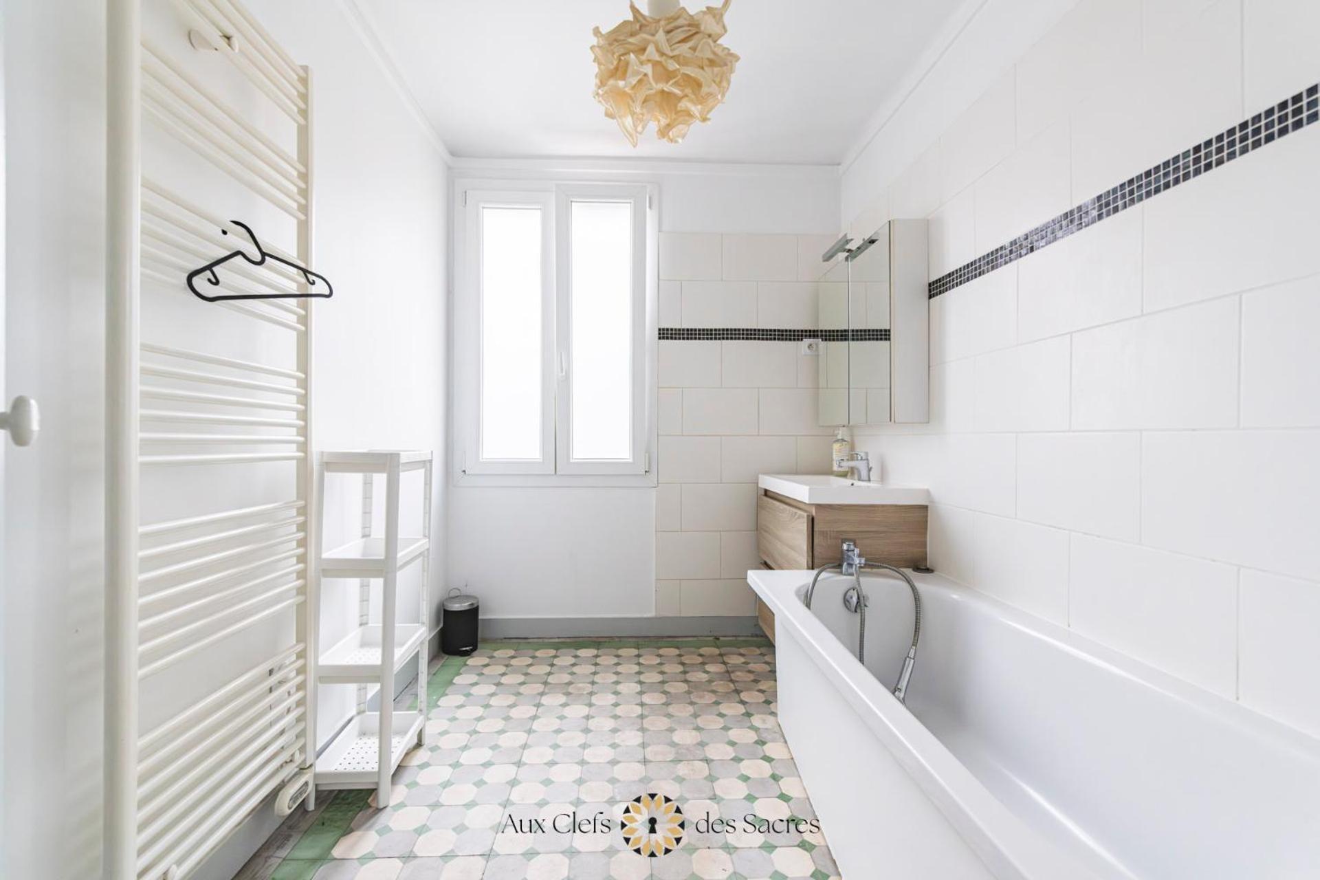 Maison De Ville Avec Cour Place Luton Ρενς Εξωτερικό φωτογραφία