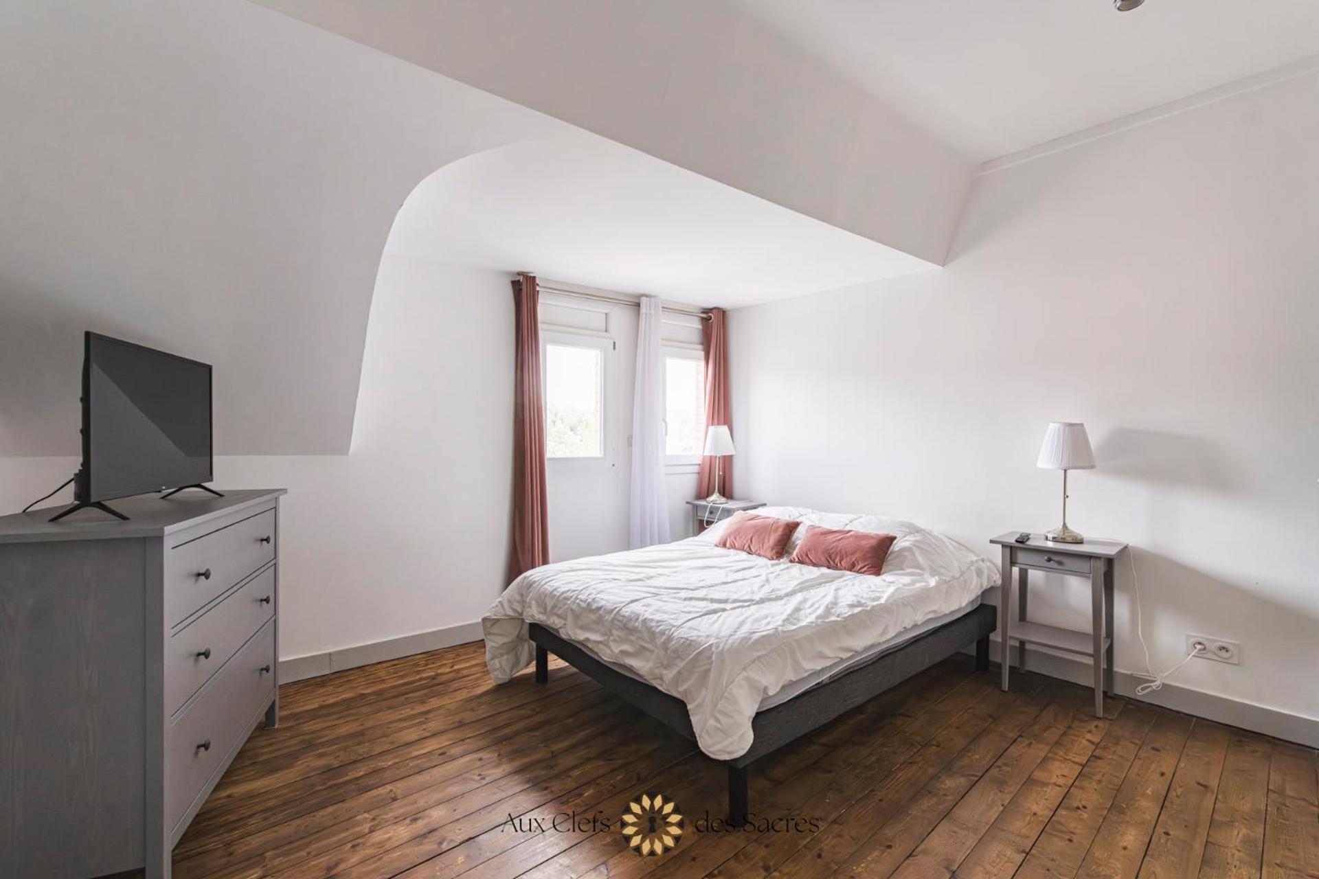 Maison De Ville Avec Cour Place Luton Ρενς Εξωτερικό φωτογραφία