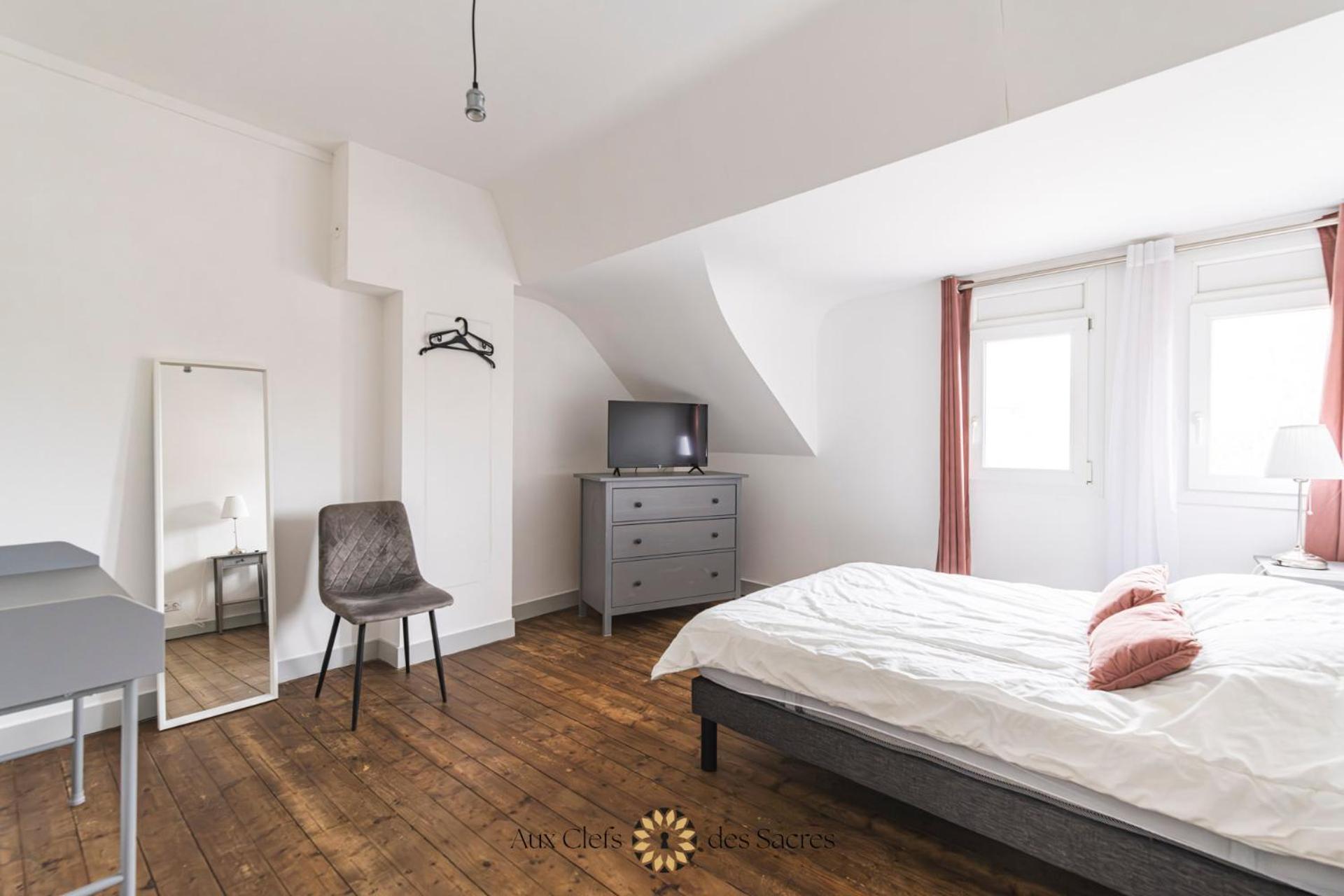 Maison De Ville Avec Cour Place Luton Ρενς Εξωτερικό φωτογραφία